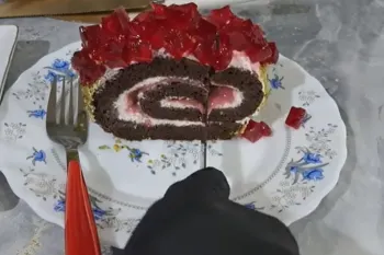 دسر شیک و متفاوت برای یلدا؛ آسان و خوشمزه!