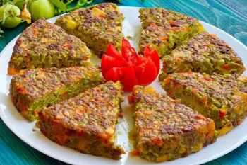 کوکو لوبیا سبز واقعا مزه عجیبی داره! این خوشمزه را از دست ندهید.