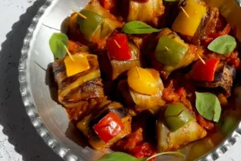 طرز تهیه رولت بادمجان و گوشت قلقلی؛ تنها با چند بادمجان