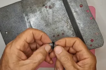 تعمیر زنگ زدگی و سوراخ کف کولر / آموزش رفع نشتی کف کولر آبی به ساده ترین روش