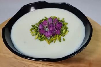 طرز تهیه فرنی با آرد برنج؛ دسر ساده و خوشمزه با شیر