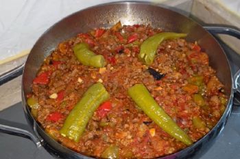 طرز تهیه موساکا با گوشت چرخ کرده؛ یک غذای لذیذ با دستور پخت آسان