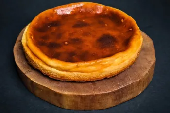 یاد بگیر چطور به سن سباستین واقعی درست کنی طرز تهیه چیز کیک سن سباستین با تمام نکات