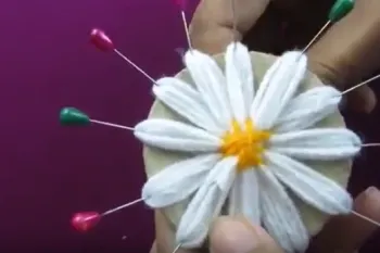 آموزش ساخت گل با کاموا بدون نیاز به قلاب و میل بافتنی