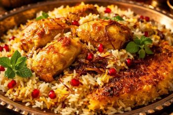 طرز تهیه ماش پلو با مرغ؛ غذای اصیل ایرانی با عطری دل انگیز و طعمی فراموش نشدنی
