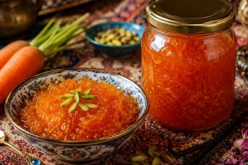 طرز تهیه مربا هویج با وانیل مرحله به مرحله؛ مربایی خوش رنگ، خوش عطر و مجلسی