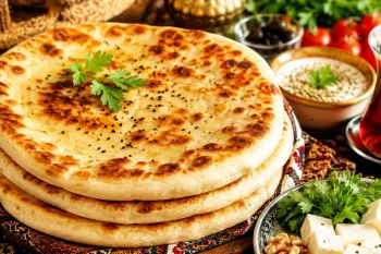 نان تابه ای ساده و نرم؛ نانی فوری و خوشمزه برای صبحانه و شام بدون فر