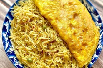 طرز تهیه بلالیت بوشهری؛ صبحانه ای ساده، خوش عطر و جنوبی با طعم خرما و گلاب