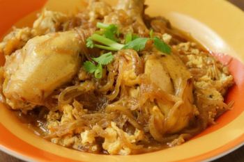 طرز تهیه خورش چغرتمه گیلانی؛ غذای اصیل شمالی با مرغ و تخم مرغ + فوت وفن هایی که شاید ندانید!