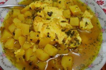 طرز تهیه اشکنه سیب زمینی مخصوص قم؛ غذای ساده، خوش عطر و خاطره انگیز!