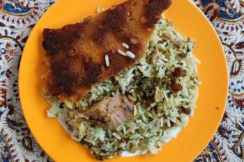 طرز تهیه مگشت پلو جنوبی؛ امگشت پلو خوزستانی با ماهی، کشمش و سبزی