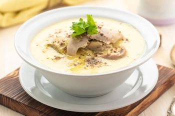 طرز تهیه سوپ شیر مقوی و مجلسی؛ یک سوپ خامه ای و خوشمزه برای روزهای سرد