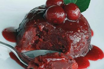 طرز تهیه حلوای آلبالو خوشمزه و شیک به روش مجلسی؛ یک حلوای متفاوت و خوش رنگ
