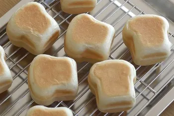 معرفی ساده ترین دستور پخت نان که حتی مبتدیان هم می توانند بدون مشکل آن را درست کنند!