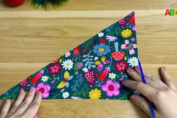 3 ایده آسان خیاطی / تبدیل یک مثلث کوچک پارچه به هدایای زیبا!