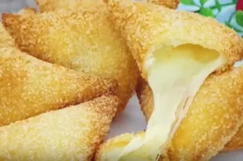 طرز تهیه رولت نان تست سرخ شده با سیب زمینی و پنیر : آموزش فست فود سریع
