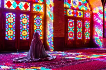 ضمانت افزایش ثروت با این نماز! تضمین ثروت از امام صادق (ع)
