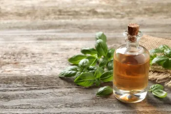 عرق ریحان برای چی خوبه؟ ۷ خاصیت اصلی و ۳ نکته ی احتیاطی!