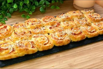 خمیر هزارلایه دارید ؟ این پیچک ژامبون و پنیر در عرض ۳۰ دقیقه آماده است !