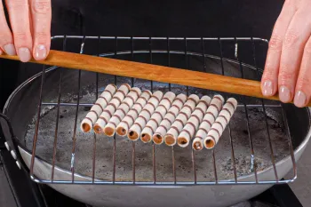 خوشمزه ترین دسر دنیا رو با ویفر رول شده و قهوه درست کنید !