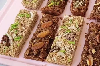 طرز تهیه کنجد بار ترد و رژیمی مناسب برای کودکان و ورزشکاران !