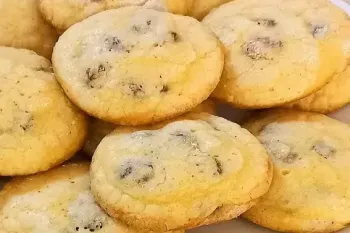 طرز تهیه شیرینی کشمشی قنادیِ خوشمزه، با فر و بدون فر !