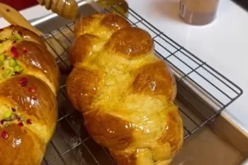 دیگه نون شیرمال نخر، بیا یادت بدم تو خونه نان شیرمال ساده و خوشمزه درست کنی !