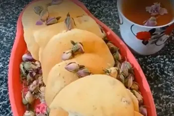 شیرینی کشمشی خانگی در ۱۰ دقیقه / ساده، خوش عطر و خوشمزه !