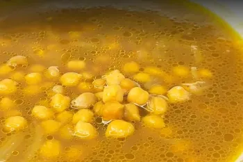طرز تهیه نخود آب برای فصل زمستان | فقط با دو قلم مواد !
