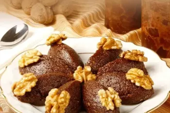 طرز تهیه حلوا گردویی، دسری سالم و خوشمزه !