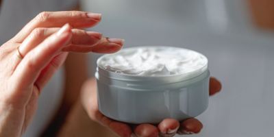 عوارض کرم مرطوب