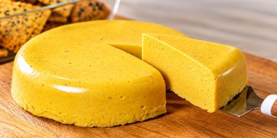 طرز تهیه پنیر زرد