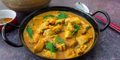 طرز تهیه قورمه مرغ