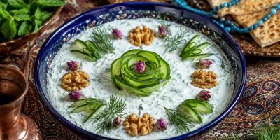 تزیین ماست و خیار؛