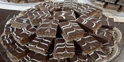طرز تهیه میکادو