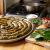 طرز تهیه دلمه برگ مو مجلسی با روش صحیح پیچیدن بدون باز شدن