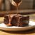 طرز تهیه کیک ۱۰ دقیقه ای تابه ای بدون فر با سس شکلاتی