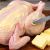 طرز تهیه مرغ درسته مجلسی و آبدار در ۱۰ دقیقه