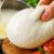طرز تهیه پنیر موتزارلا در خانه با شیر و لیمو؛ فقط با ۲ ماده اولیه