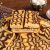 طرز تهیه تی تاپ خانگی؛ همان کیک نوستالژیک خوشمزه با مغز شکلاتی!